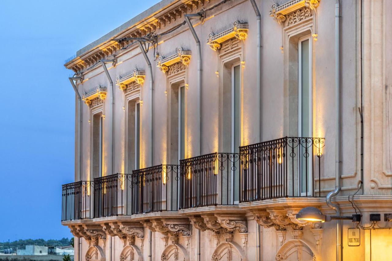 Casa Ruiz Suites Noto Eksteriør bilde