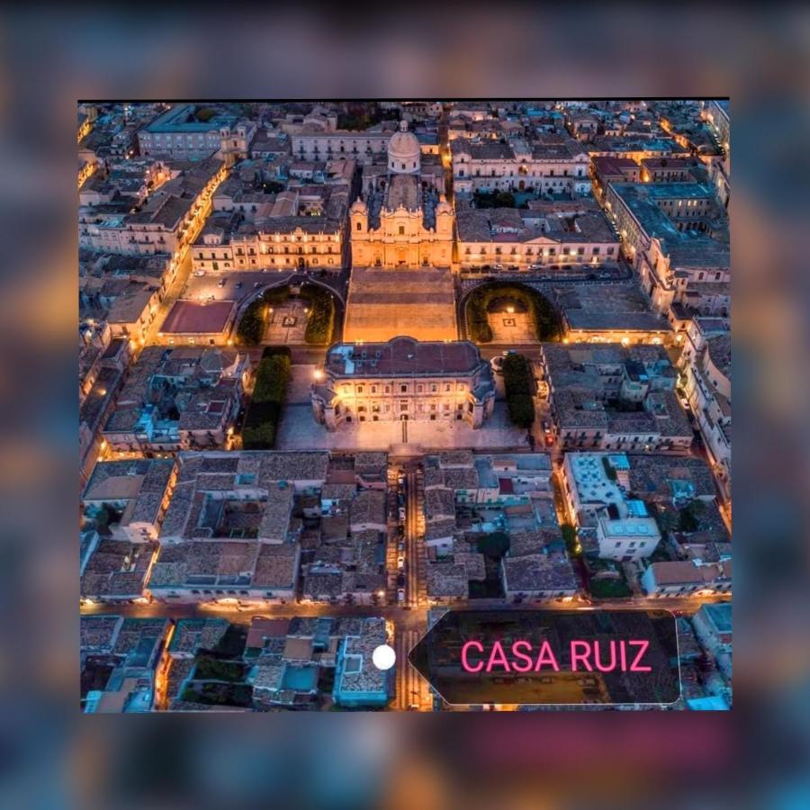 Casa Ruiz Suites Noto Eksteriør bilde